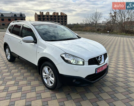 Білий Ніссан Кашкай 2, об'ємом двигуна 1.5 л та пробігом 240 тис. км за 10800 $, фото 8 на Automoto.ua