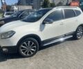 Белый Ниссан Кашкай 2, объемом двигателя 2 л и пробегом 280 тыс. км за 13900 $, фото 2 на Automoto.ua