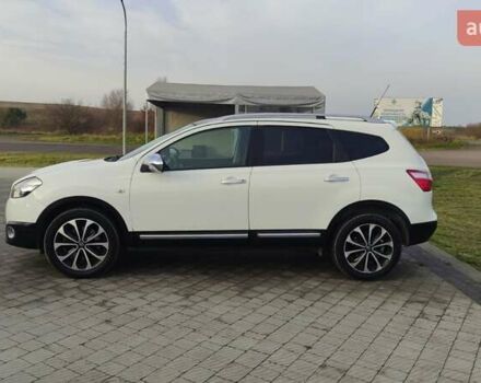 Белый Ниссан Кашкай 2, объемом двигателя 2 л и пробегом 268 тыс. км за 9600 $, фото 3 на Automoto.ua