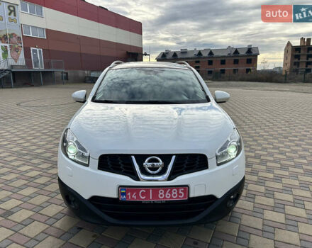 Білий Ніссан Кашкай 2, об'ємом двигуна 1.5 л та пробігом 240 тис. км за 10800 $, фото 9 на Automoto.ua