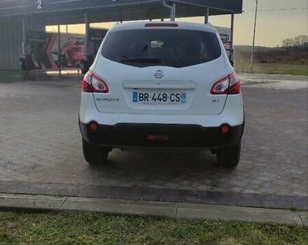Белый Ниссан Кашкай 2, объемом двигателя 2 л и пробегом 268 тыс. км за 9950 $, фото 5 на Automoto.ua