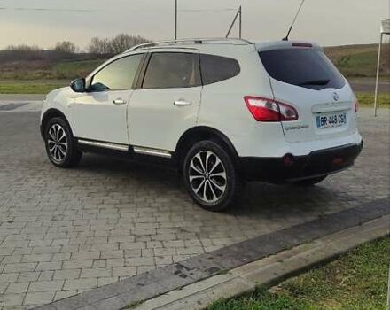 Белый Ниссан Кашкай 2, объемом двигателя 2 л и пробегом 268 тыс. км за 9950 $, фото 4 на Automoto.ua