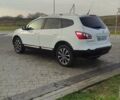Белый Ниссан Кашкай 2, объемом двигателя 2 л и пробегом 268 тыс. км за 9950 $, фото 4 на Automoto.ua