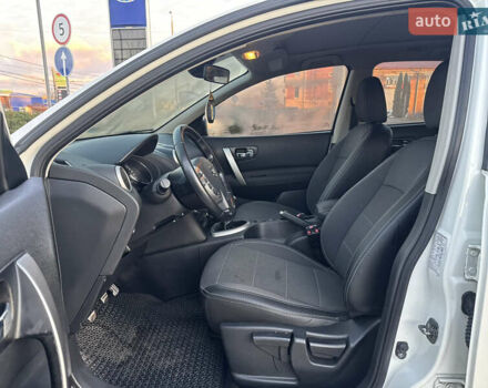 Белый Ниссан Кашкай 2, объемом двигателя 1.46 л и пробегом 213 тыс. км за 10600 $, фото 18 на Automoto.ua