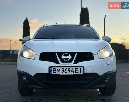 Белый Ниссан Кашкай 2, объемом двигателя 1.46 л и пробегом 213 тыс. км за 10600 $, фото 1 на Automoto.ua
