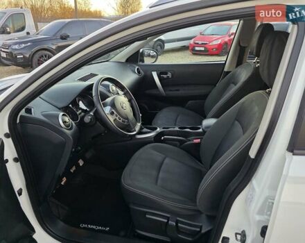 Белый Ниссан Кашкай 2, объемом двигателя 1.5 л и пробегом 227 тыс. км за 10400 $, фото 23 на Automoto.ua