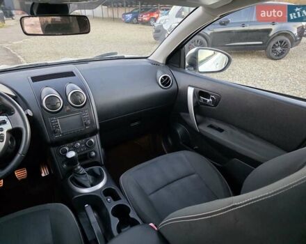 Белый Ниссан Кашкай 2, объемом двигателя 1.5 л и пробегом 227 тыс. км за 10400 $, фото 35 на Automoto.ua