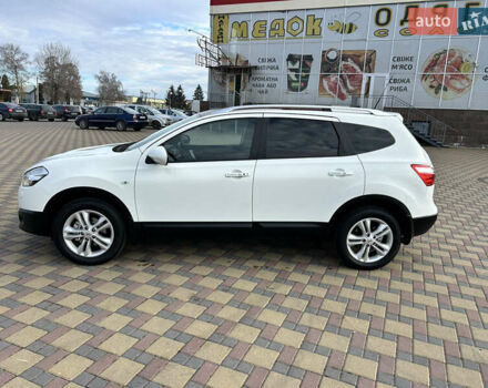 Білий Ніссан Кашкай 2, об'ємом двигуна 1.5 л та пробігом 240 тис. км за 10800 $, фото 1 на Automoto.ua