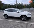 Белый Ниссан Кашкай 2, объемом двигателя 2 л и пробегом 217 тыс. км за 12900 $, фото 1 на Automoto.ua