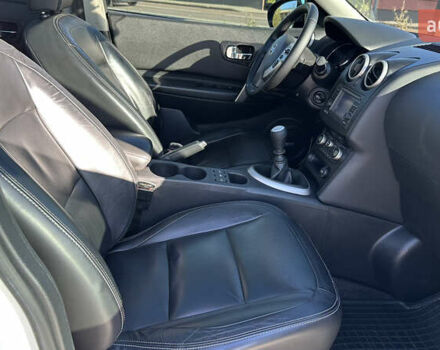 Ниссан Кашкай 2 2011 в Дрогобыче на Automoto.ua Белый Ниссан Кашкай 2, объемом двигателя 2 л и пробегом 215 тыс. км за 12000 $, фото 35 на Automoto.ua