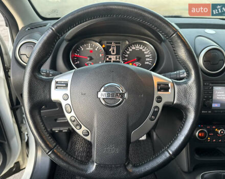 Белый Ниссан Кашкай 2, объемом двигателя 1.46 л и пробегом 213 тыс. км за 10600 $, фото 12 на Automoto.ua