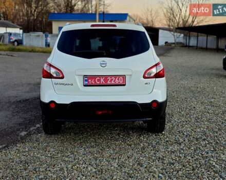 Белый Ниссан Кашкай 2, объемом двигателя 1.5 л и пробегом 227 тыс. км за 10400 $, фото 10 на Automoto.ua