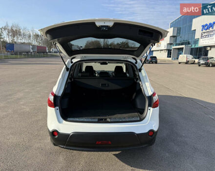 Білий Ніссан Кашкай 2, об'ємом двигуна 2 л та пробігом 204 тис. км за 11300 $, фото 17 на Automoto.ua