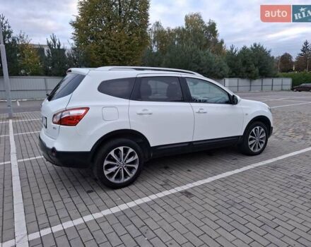 Белый Ниссан Кашкай 2, объемом двигателя 2 л и пробегом 217 тыс. км за 12900 $, фото 3 на Automoto.ua