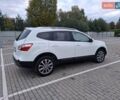 Белый Ниссан Кашкай 2, объемом двигателя 2 л и пробегом 217 тыс. км за 12900 $, фото 3 на Automoto.ua