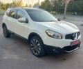 Білий Ніссан Кашкай 2, об'ємом двигуна 1.6 л та пробігом 233 тис. км за 11400 $, фото 4 на Automoto.ua