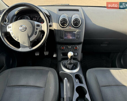 Білий Ніссан Кашкай 2, об'ємом двигуна 2 л та пробігом 204 тис. км за 11300 $, фото 21 на Automoto.ua