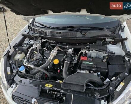 Белый Ниссан Кашкай 2, объемом двигателя 1.5 л и пробегом 227 тыс. км за 10400 $, фото 48 на Automoto.ua