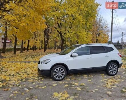 Ниссан Кашкай 2 2011 в Луцке на Automoto.ua Белый Ниссан Кашкай 2, объемом двигателя 2 л и пробегом 217 тыс. км за 13500 $, фото 1 на Automoto.ua