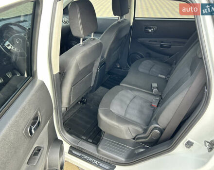 Білий Ніссан Кашкай 2, об'ємом двигуна 1.5 л та пробігом 240 тис. км за 10800 $, фото 13 на Automoto.ua