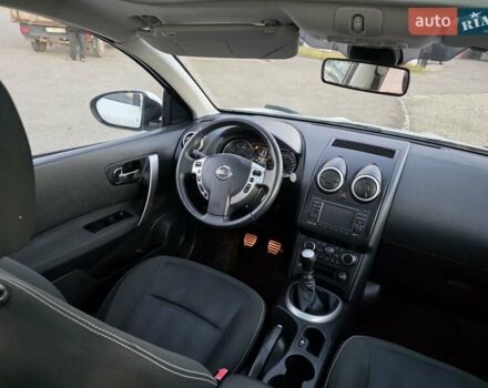 Белый Ниссан Кашкай 2, объемом двигателя 1.5 л и пробегом 227 тыс. км за 10400 $, фото 37 на Automoto.ua