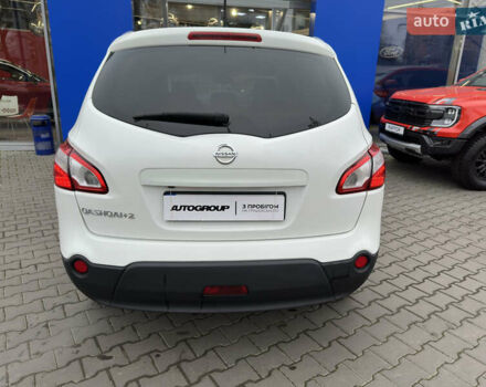Белый Ниссан Кашкай 2, объемом двигателя 2 л и пробегом 139 тыс. км за 11200 $, фото 9 на Automoto.ua