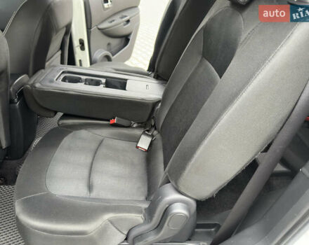 Белый Ниссан Кашкай 2, объемом двигателя 2 л и пробегом 139 тыс. км за 11200 $, фото 25 на Automoto.ua