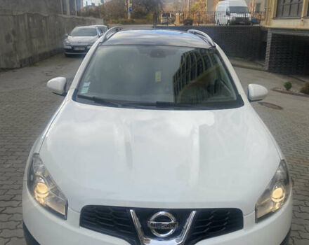 Белый Ниссан Кашкай 2, объемом двигателя 1.6 л и пробегом 198 тыс. км за 10999 $, фото 3 на Automoto.ua