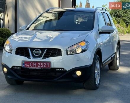 Білий Ніссан Кашкай 2, об'ємом двигуна 2 л та пробігом 215 тис. км за 12500 $, фото 7 на Automoto.ua