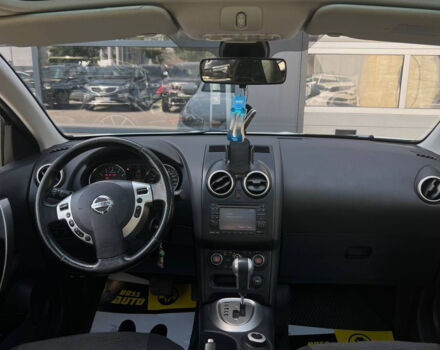 Белый Ниссан Кашкай 2, объемом двигателя 2 л и пробегом 269 тыс. км за 11900 $, фото 12 на Automoto.ua