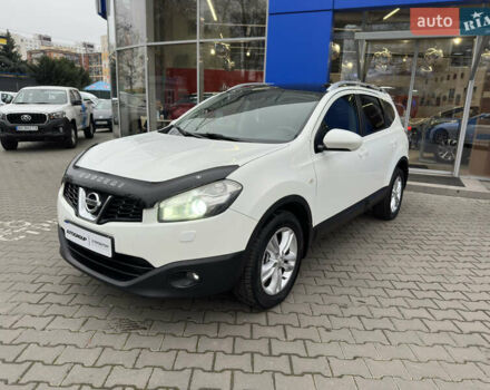 Белый Ниссан Кашкай 2, объемом двигателя 2 л и пробегом 139 тыс. км за 11200 $, фото 5 на Automoto.ua