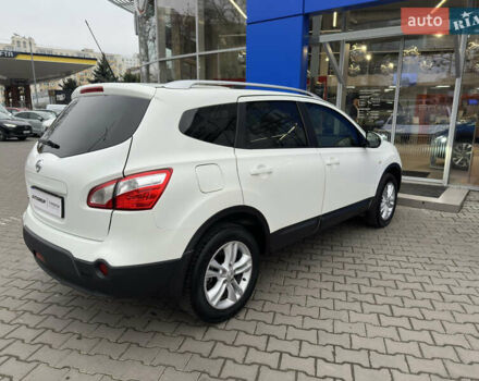 Белый Ниссан Кашкай 2, объемом двигателя 2 л и пробегом 139 тыс. км за 11200 $, фото 11 на Automoto.ua