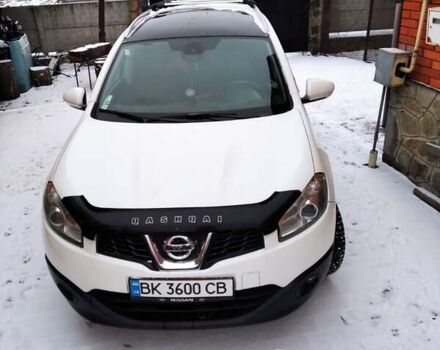 Ниссан Кашкай 2 2012 в Рокитное на Automoto.ua Белый Ниссан Кашкай 2, объемом двигателя 1.5 л и пробегом 230 тыс. км за 11000 $, фото 1 на Automoto.ua