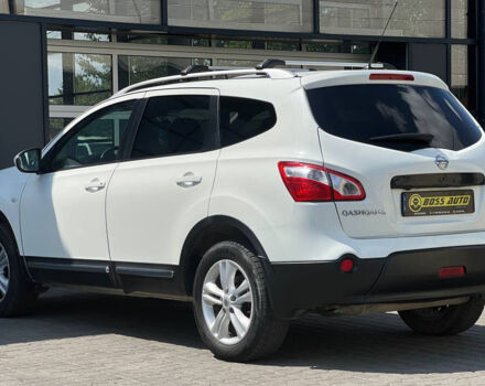 Белый Ниссан Кашкай 2, объемом двигателя 2 л и пробегом 269 тыс. км за 11900 $, фото 3 на Automoto.ua