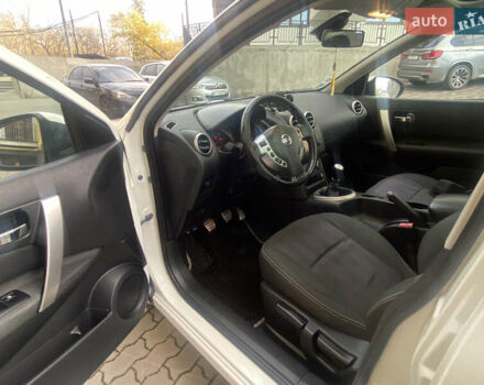 Белый Ниссан Кашкай 2, объемом двигателя 1.6 л и пробегом 198 тыс. км за 10999 $, фото 14 на Automoto.ua