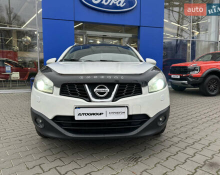 Белый Ниссан Кашкай 2, объемом двигателя 2 л и пробегом 139 тыс. км за 11200 $, фото 3 на Automoto.ua