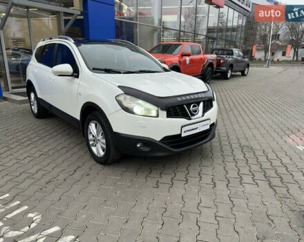 Белый Ниссан Кашкай 2, объемом двигателя 2 л и пробегом 139 тыс. км за 11200 $, фото 6 на Automoto.ua