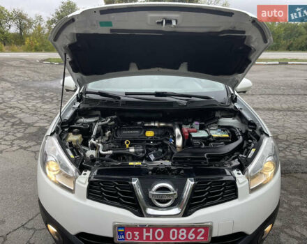 Білий Ніссан Кашкай 2, об'ємом двигуна 1.6 л та пробігом 212 тис. км за 11300 $, фото 29 на Automoto.ua