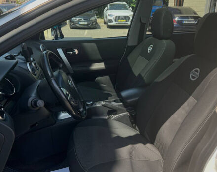 Белый Ниссан Кашкай 2, объемом двигателя 2 л и пробегом 269 тыс. км за 11900 $, фото 9 на Automoto.ua