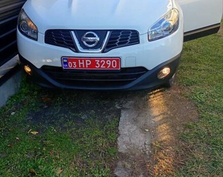 Белый Ниссан Кашкай 2, объемом двигателя 1.5 л и пробегом 143 тыс. км за 11200 $, фото 1 на Automoto.ua