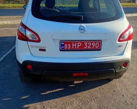 Белый Ниссан Кашкай 2, объемом двигателя 1.5 л и пробегом 143 тыс. км за 11200 $, фото 13 на Automoto.ua