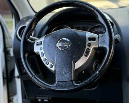 Білий Ніссан Кашкай 2, об'ємом двигуна 2 л та пробігом 215 тис. км за 12500 $, фото 51 на Automoto.ua