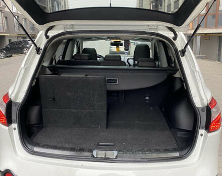 Белый Ниссан Кашкай 2, объемом двигателя 1.6 л и пробегом 198 тыс. км за 11900 $, фото 16 на Automoto.ua