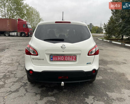 Білий Ніссан Кашкай 2, об'ємом двигуна 1.6 л та пробігом 212 тис. км за 11300 $, фото 7 на Automoto.ua