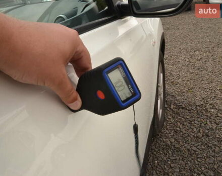 Ниссан Кашкай 2 2012 в Луцке на Automoto.ua Белый Ниссан Кашкай 2, объемом двигателя 1.6 л и пробегом 217 тыс. км за 11250 $, фото 39 на Automoto.ua