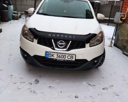 Ниссан Кашкай 2 2012 в Рокитное на Automoto.ua Белый Ниссан Кашкай 2, объемом двигателя 1.5 л и пробегом 230 тыс. км за 11000 $, фото 13 на Automoto.ua