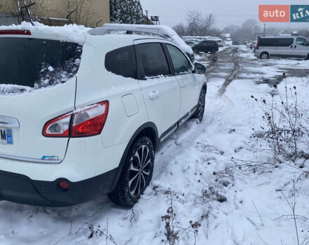 Белый Ниссан Кашкай 2, объемом двигателя 1.6 л и пробегом 264 тыс. км за 10750 $, фото 7 на Automoto.ua