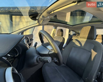 Белый Ниссан Кашкай 2, объемом двигателя 1.46 л и пробегом 204 тыс. км за 9650 $, фото 18 на Automoto.ua