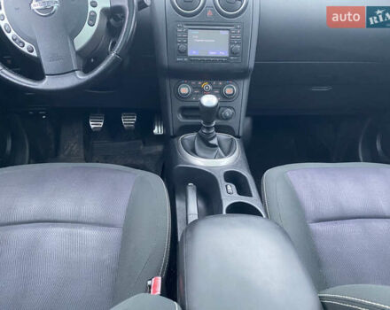 Белый Ниссан Кашкай 2, объемом двигателя 1.6 л и пробегом 264 тыс. км за 10750 $, фото 17 на Automoto.ua