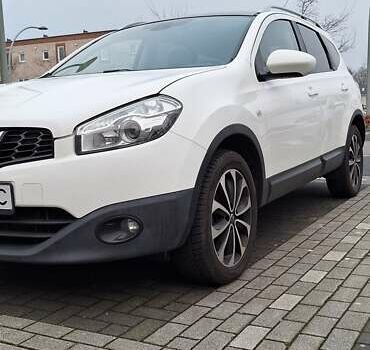 Білий Ніссан Кашкай 2, об'ємом двигуна 1.6 л та пробігом 223 тис. км за 12850 $, фото 3 на Automoto.ua